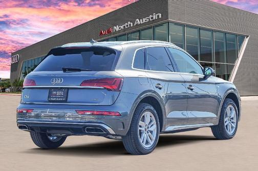 2022 Audi Q5 45 S line quattro Premium