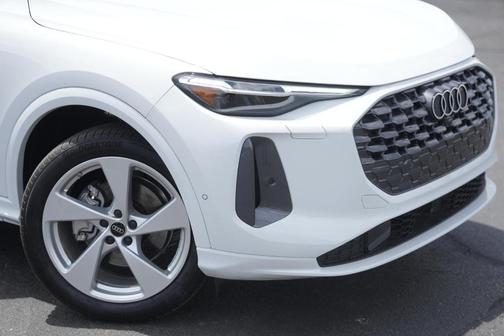 2025 Audi Q5 2.0T quattro Premium