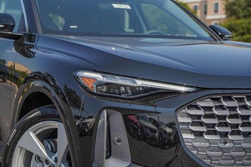 2025 Audi Q5 2.0T quattro Premium