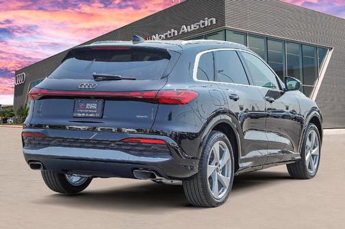 2025 Audi Q5 2.0T quattro Premium