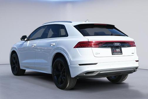 2023 Audi Q8 55 Premium