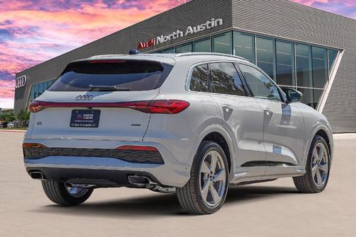 2025 Audi Q5 2.0T quattro Premium