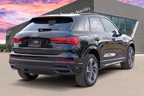 2025 Audi Q3 45 S line Premium