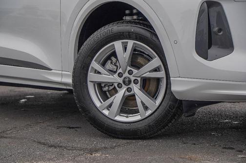 2025 Audi Q5 2.0T quattro Premium