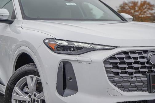 2025 Audi Q5 2.0T quattro Premium