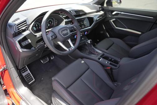 2025 Audi Q3 45 S line Premium