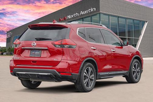 2017 Nissan Rogue SL