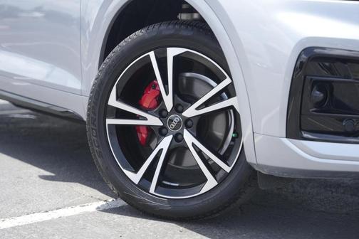 2025 Audi Q5 45 S line quattro Premium