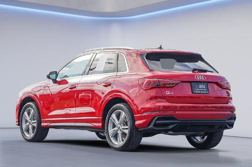 2023 Audi Q3 45 S line Premium