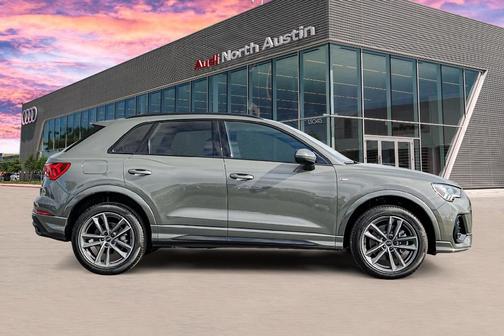 2025 Audi Q3 45 S line Premium