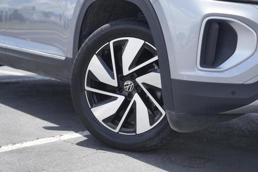 2024 Volkswagen Atlas 2.0T SEL