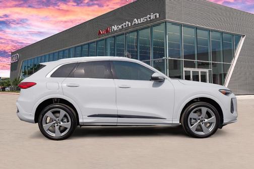 2025 Audi Q5 2.0T quattro Premium