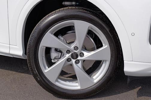 2025 Audi Q5 2.0T quattro Premium