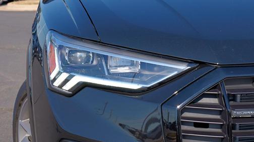 2025 Audi Q3 45 S line Premium