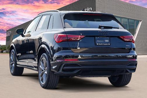2025 Audi Q3 45 S line Premium