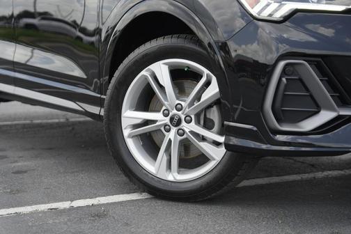 2023 Audi Q3 45 S line Premium
