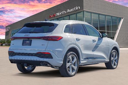 2025 Audi Q5 2.0T quattro Premium