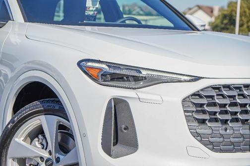 2025 Audi Q5 2.0T quattro Premium