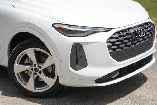 2025 Audi Q5 2.0T quattro Premium