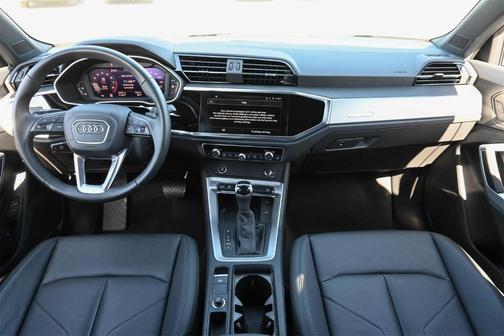 2025 Audi Q3 45 S line Premium