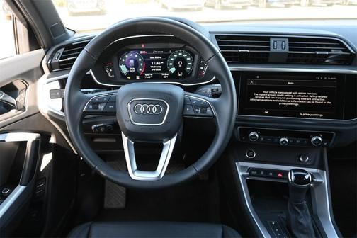 2025 Audi Q3 45 S line Premium