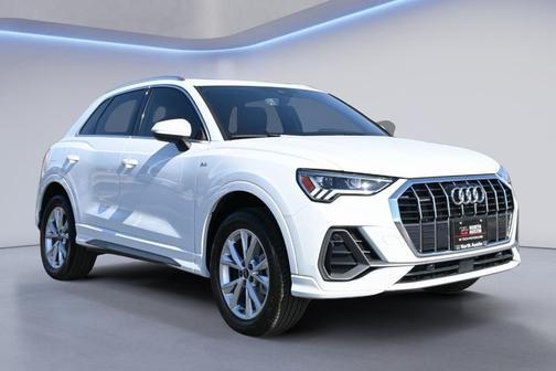 2025 Audi Q3 45 S line Premium