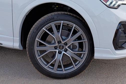 2025 Audi Q3 45 S line Premium