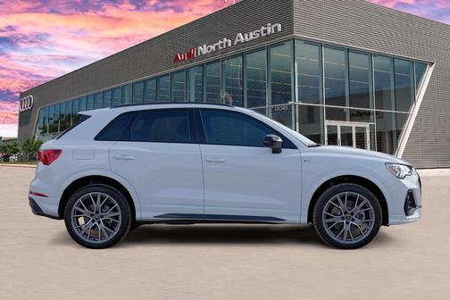 2025 Audi Q3 45 S line Premium