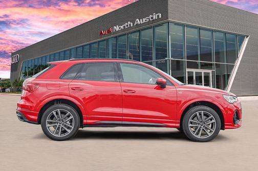 2025 Audi Q3 45 S line Premium