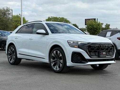 White 2026 Audi Q8 55 Premium