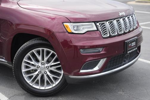 2017 Jeep Grand Cherokee Summit