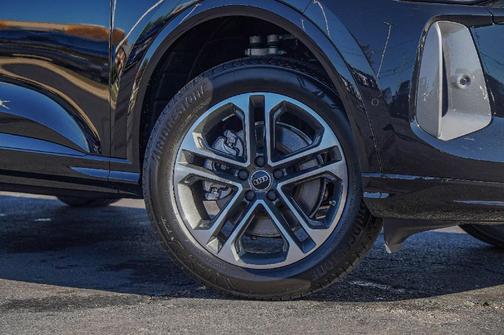 2025 Audi Q5 2.0T quattro Premium