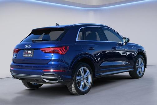 2022 Audi Q3 45 S line Premium