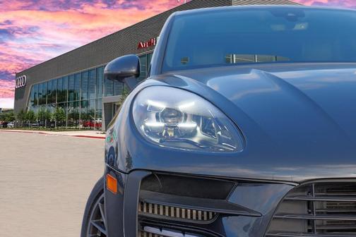 2021 Porsche Macan S