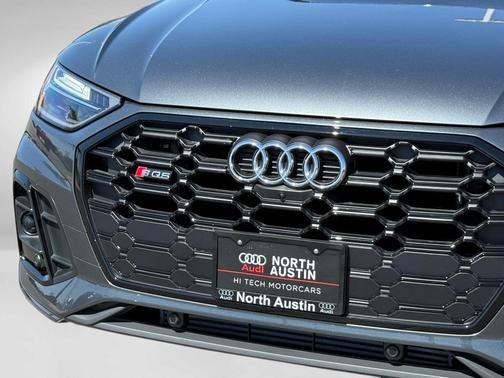 Daytona Gray Pearl Effect 2024 Audi SQ5 3.0T Premium Plus