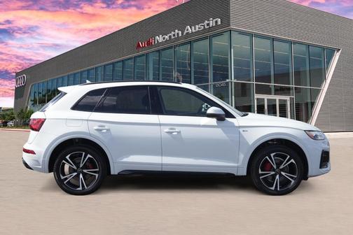 2025 Audi Q5 45 S line quattro Premium