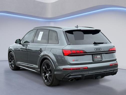 Daytona Gray Pearl Effect 2025 Audi SQ7 4.0T Premium Plus