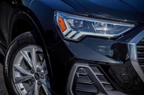 2025 Audi Q3 45 S line Premium