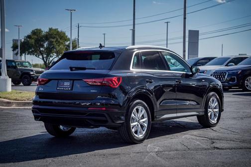 2025 Audi Q3 45 S line Premium