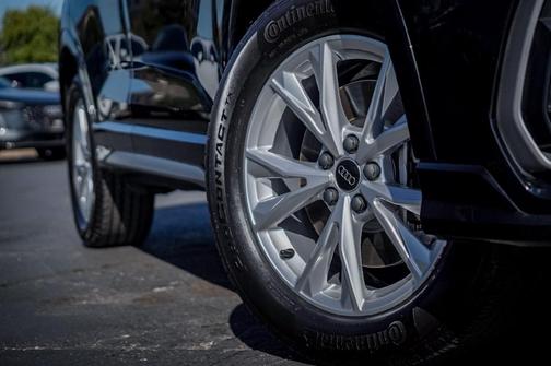 2025 Audi Q3 45 S line Premium