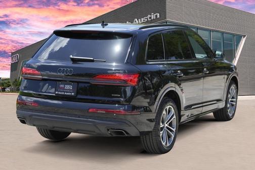 2025 Audi Q7 45 Premium