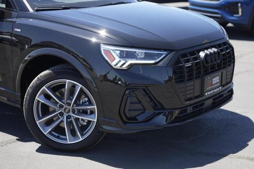 2025 Audi Q3 45 S line Premium