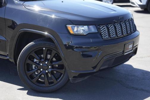2019 Jeep Grand Cherokee Altitude