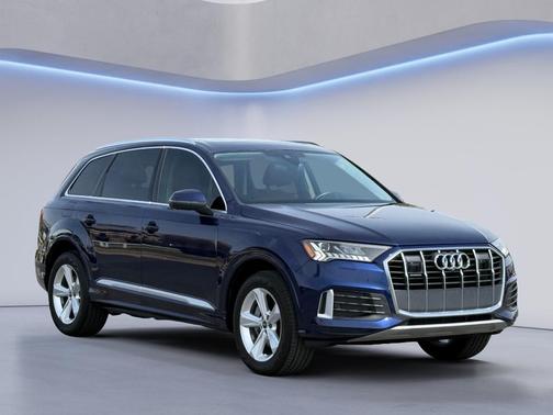 2024 Audi Q7 45 Premium Plus