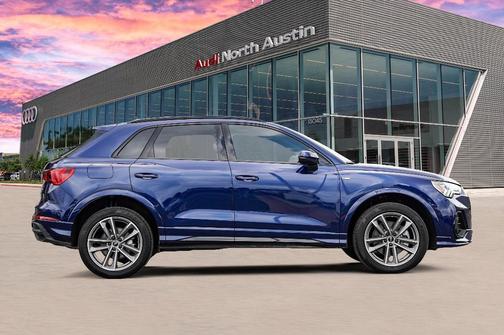 2025 Audi Q3 45 S line Premium
