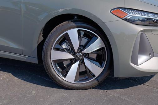 2025 Audi A5 2.0T quattro Premium