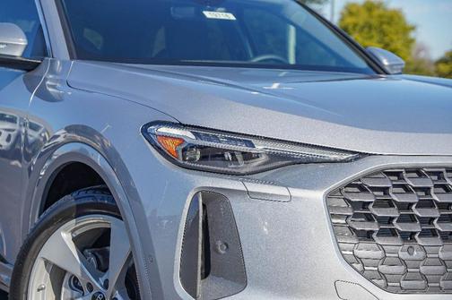 2025 Audi Q5 2.0T quattro Premium