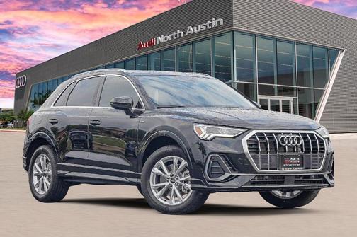 2025 Audi Q3 45 S line Premium