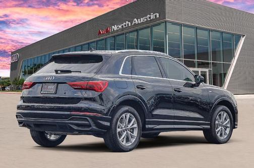 2025 Audi Q3 45 S line Premium