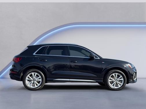 2021 Audi Q3 45 S line Premium